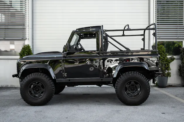 Land Rover Defender 90 2.4 Tdi ST
