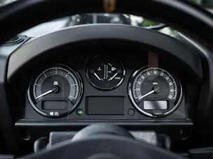 Land Rover Defender 90 2.4 Tdi ST