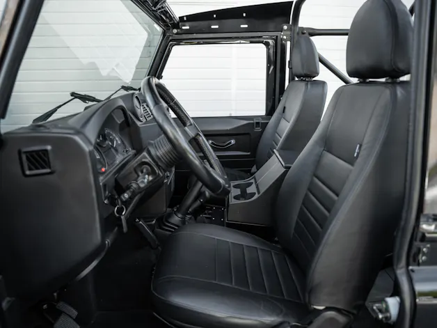 Land Rover Defender 90 2.4 Tdi ST