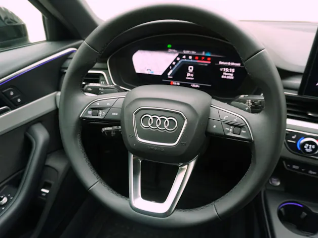 Audi A4 40 TFSI S Line S-Tronic