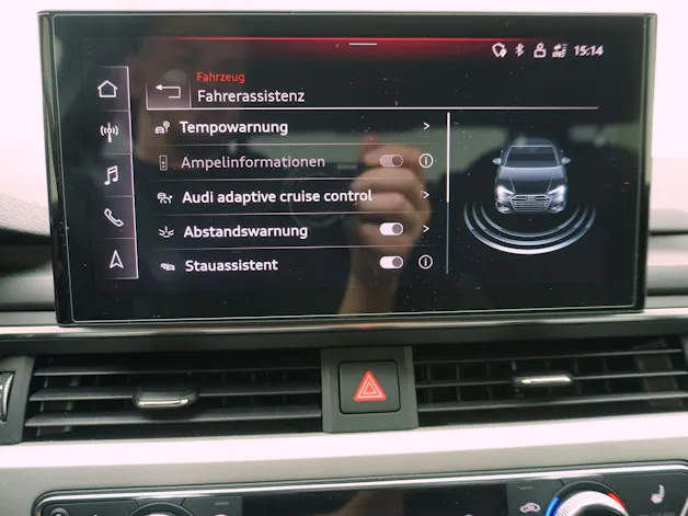 Audi A4 40 TFSI S Line S-Tronic