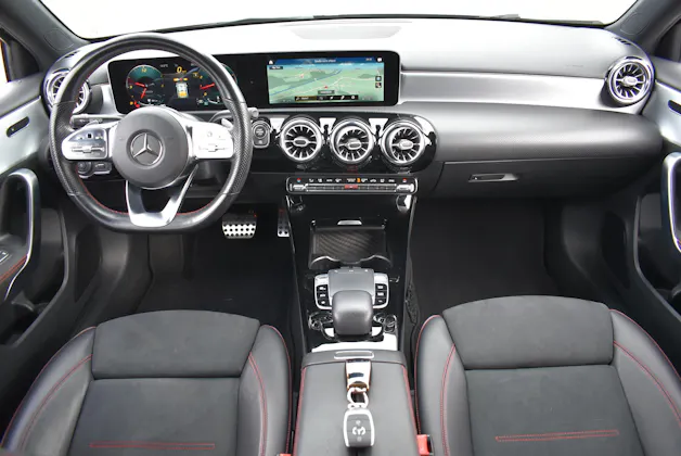 Mercedes-Benz A 200 AMG Line