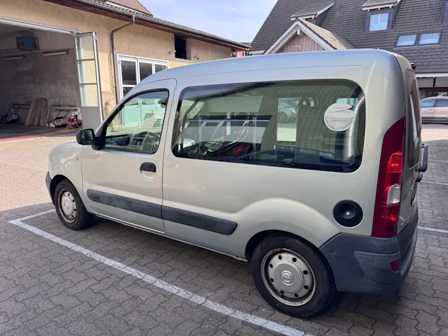 Nissan Kubistar 1.2 16V Comfort