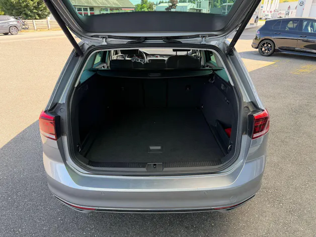 VW Passat 2.0 TDI BMT Elegance 4Motion DSG