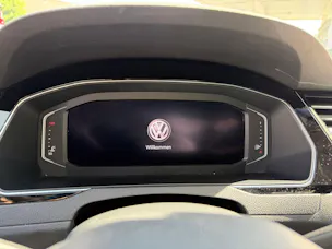 VW Passat 2.0 TDI BMT Elegance 4Motion DSG