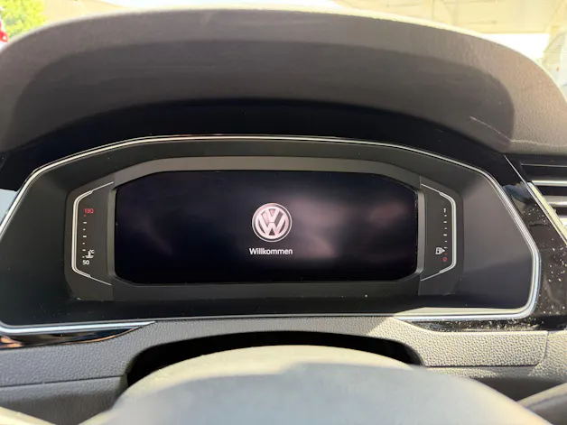 VW Passat 2.0 TDI BMT Elegance 4Motion DSG