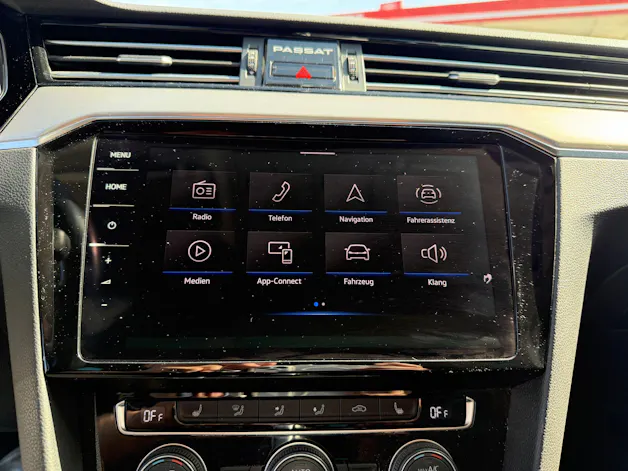 VW Passat 2.0 TDI BMT Elegance 4Motion DSG