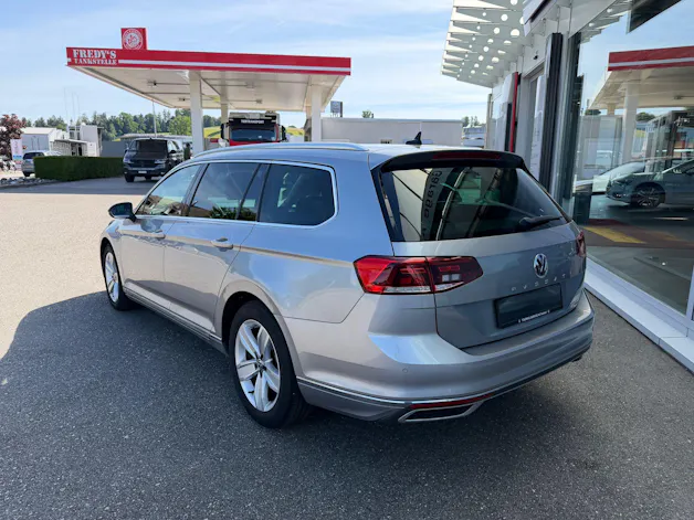 VW Passat 2.0 TDI BMT Elegance 4Motion DSG