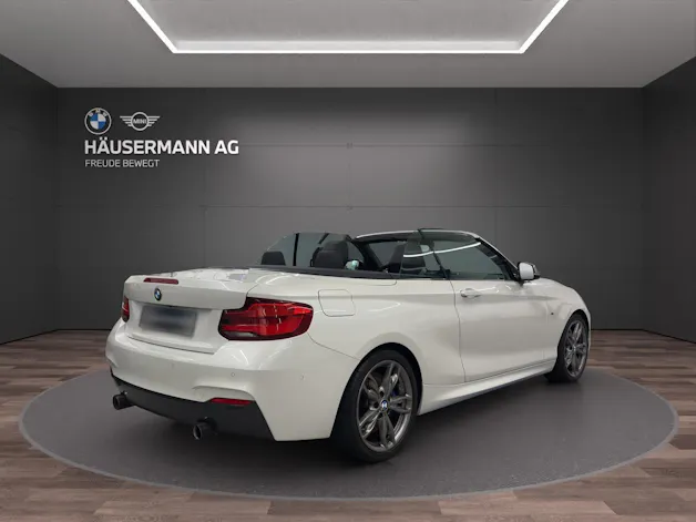 BMW M240i xDrive Cabrio