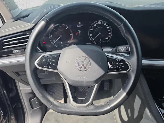 VW Touareg 3.0 TDI Elegance Tiptronic