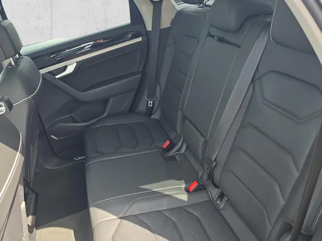 VW Touareg 3.0 TDI Elegance Tiptronic