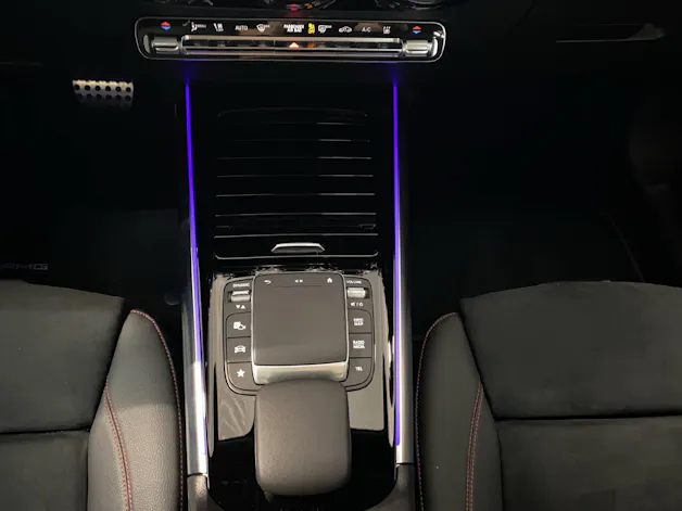 Mercedes-Benz EQA 350 Swiss Star AMG Line 4MATIC