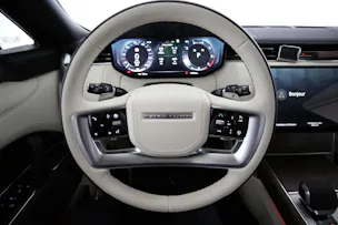 Land Rover Range Rover LWB 7PL P400 I6 3.0 MHEV Autobiography Automatic
