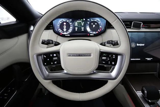 Land Rover Range Rover LWB 7PL P400 I6 3.0 MHEV Autobiography Automatic