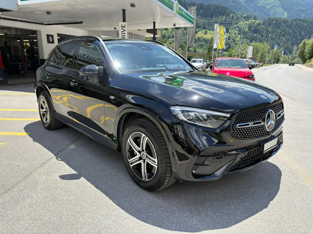 Mercedes-Benz GLC 300 e 4M 9G-Tronic