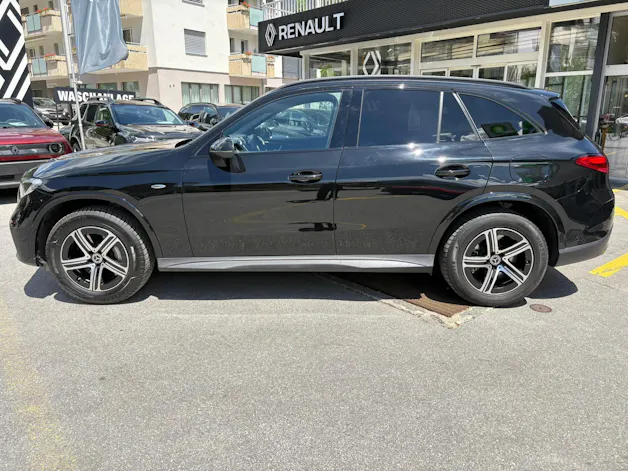 Mercedes-Benz GLC 300 e 4M 9G-Tronic