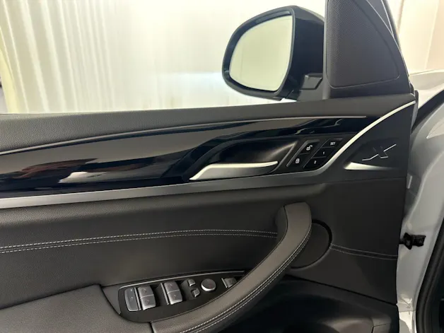 BMW X3 xDrive 48V 30d M Sport inkl. Anhängerkupplung