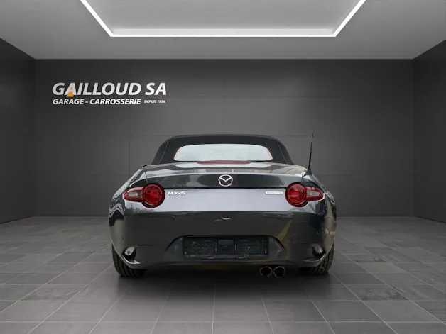 Mazda MX-5 SKYACTIV-G 184 Revolution