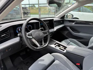 VW Passat Variant 2.0 TDI evo Business 4 Motion DSG