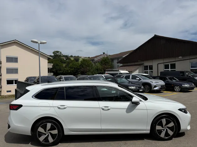 VW Passat Variant 2.0 TDI evo Business 4 Motion DSG