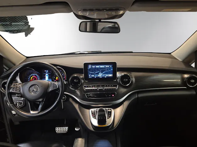 Mercedes-Benz V 300 d lang 4Matic 9G-Tronic