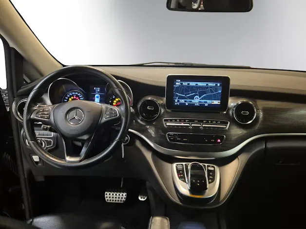 Mercedes-Benz V 300 d lang 4Matic 9G-Tronic
