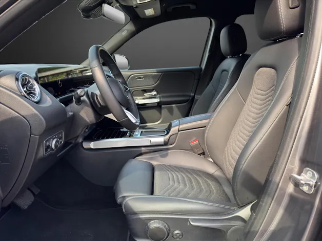 Mercedes-Benz GLB 220 d 4M 8G-Tronic