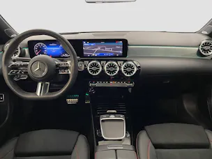Mercedes-Benz A 250 e AMG Line Limousine
