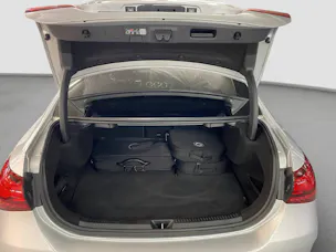 Mercedes-Benz A 250 e AMG Line Limousine