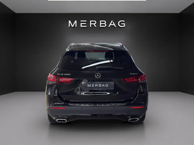 Mercedes-Benz GLA 250 Progressive4Matic