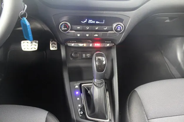 Hyundai i20 1.0 T-GDi Amplia