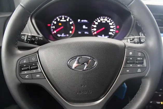 Hyundai i20 1.0 T-GDi Amplia