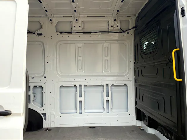 VW Crafter 35 2.0 TDI Entry L3 A