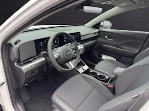 HYUNDAI Kona 1.6 GDi HEV Amplia DCT