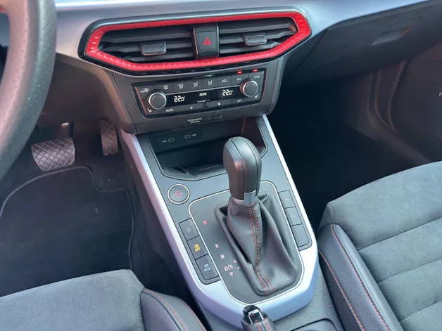 SEAT Arona 1.5 Eco TSI Hola FR DSG
