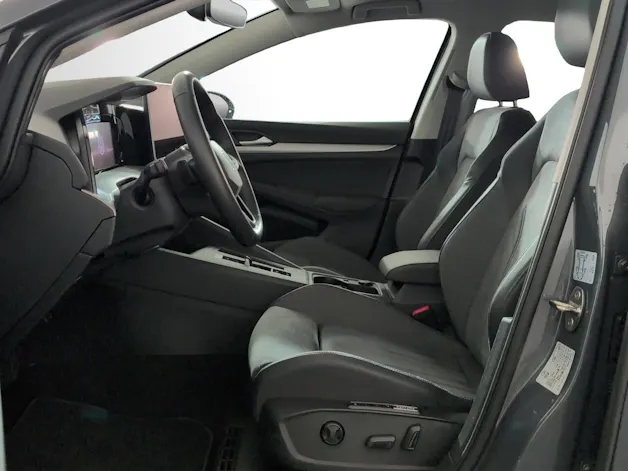 VW Golf Variant 1.5 eTSI mHEV Life