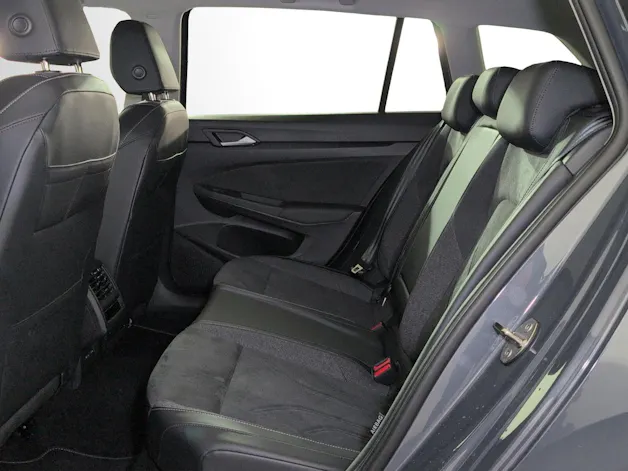 VW Golf Variant 1.5 eTSI mHEV Life