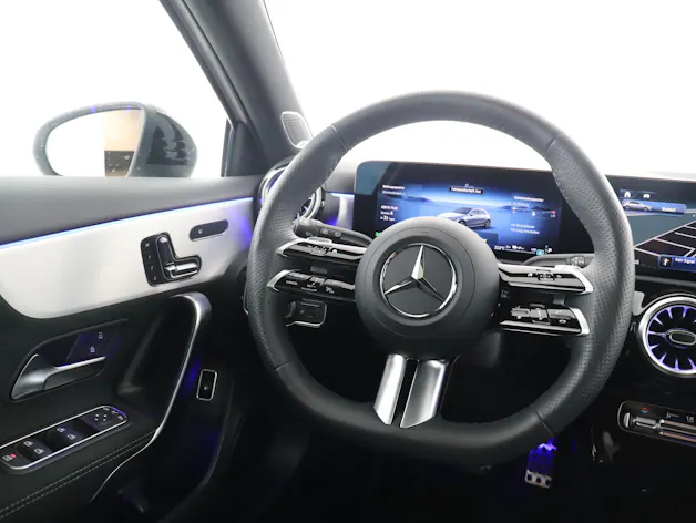 Mercedes-Benz A 250 e 8G-DCT