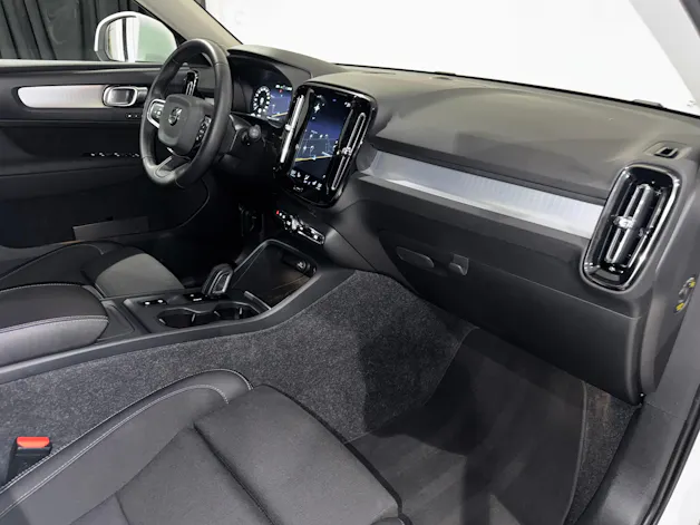Volvo XC40 T3 Momentum Geartronic | 1.Hand | CH |