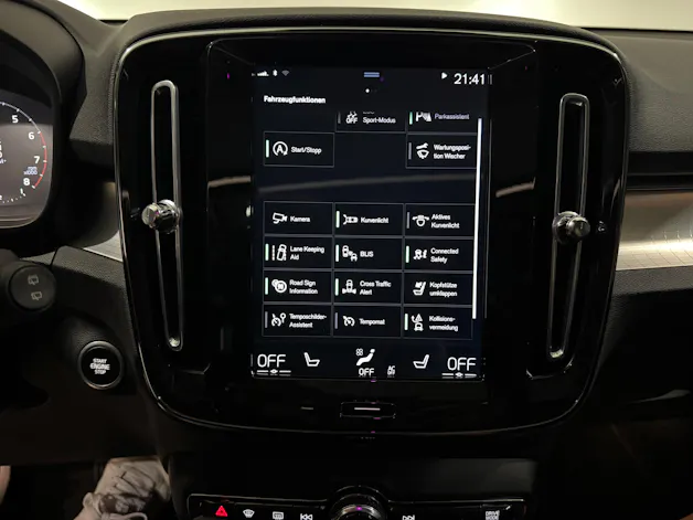 Volvo XC40 T3 Momentum Geartronic | 1.Hand | CH |