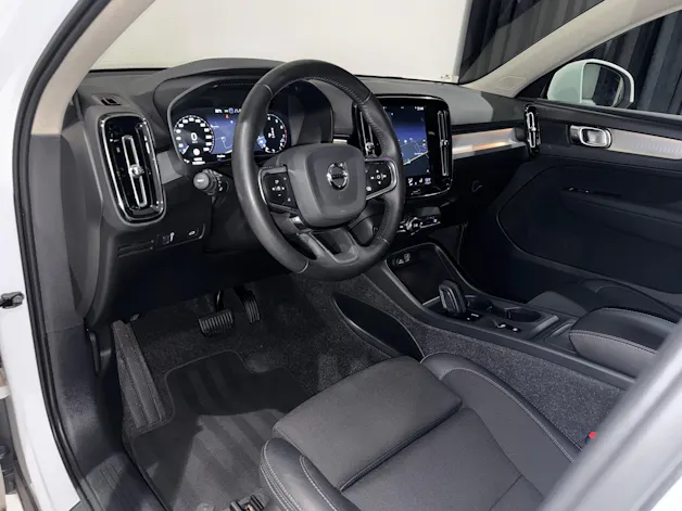 Volvo XC40 T3 Momentum Geartronic | 1.Hand | CH |