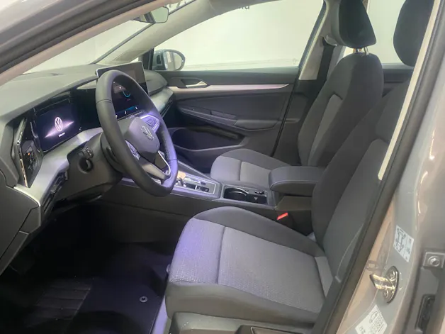 VW Golf 1.5 e TSI mHEV Basis DSG