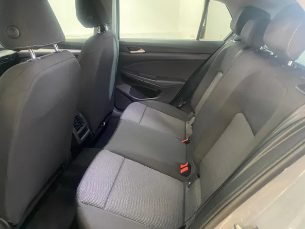 VW Golf 1.5 e TSI mHEV Basis DSG