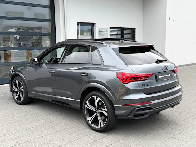 Audi Q3 40 TFSI S line quattro S-tronic