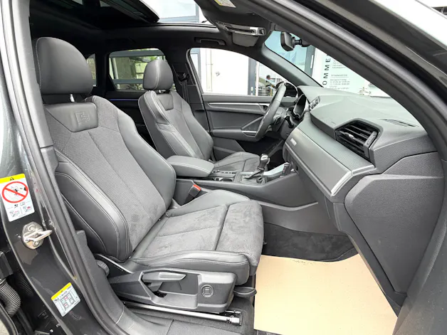 Audi Q3 40 TFSI S line quattro S-tronic