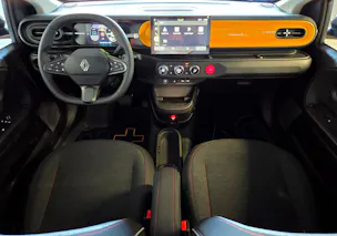 RENAULT Twingo E-Tech Urban Range techno