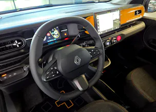 RENAULT Twingo E-Tech Urban Range techno
