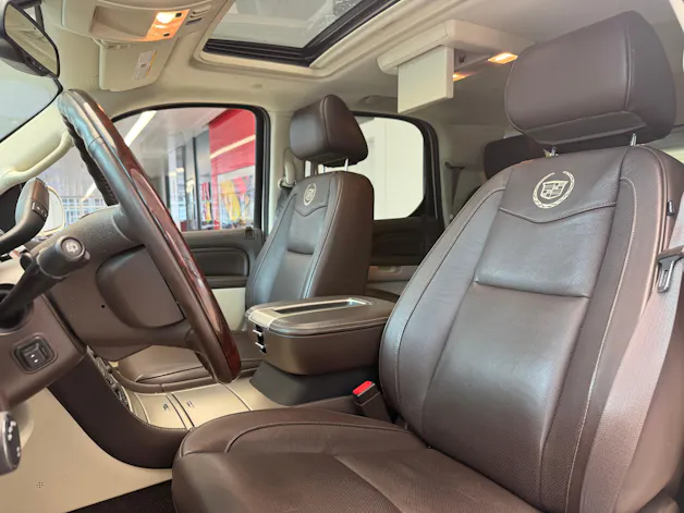Cadillac Escalade 6.0 Hybrid Platinum Edition