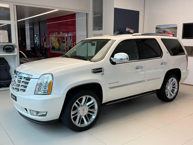 Cadillac Escalade 6.0 Hybrid Platinum Edition