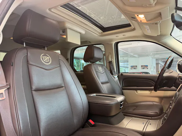 Cadillac Escalade 6.0 Hybrid Platinum Edition
